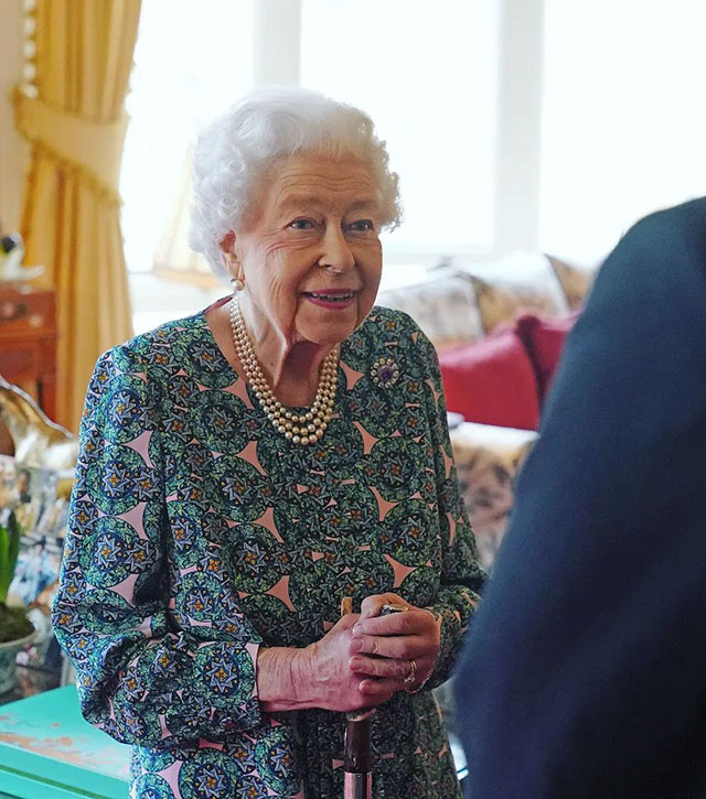 La Regina Elisabetta, che ha 95 anni, ha contratto il Coronavirus
